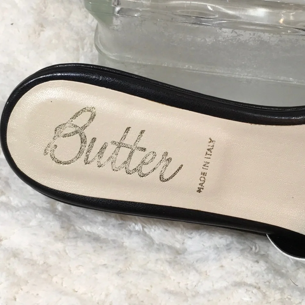 Butter Italian platform slides